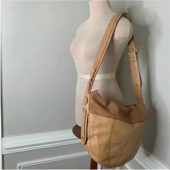 BCBGMaxAzria Tan Leather Hobo Crossbody Shoulder Bag Adjustable Strap - Picture 4 of 8
